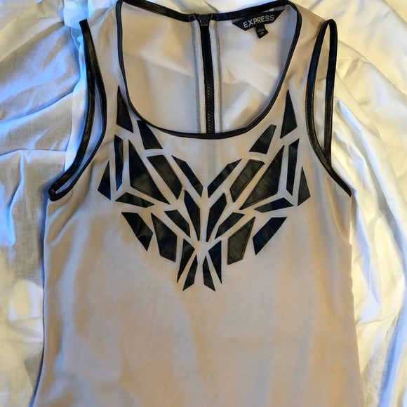 Express flowy tank tan w/ black faux leather trim - Picture 2 of 8